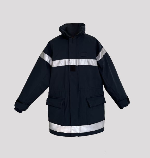 PARKA-KOTU HAVALARA KARSI KORUNMA ELBISESI