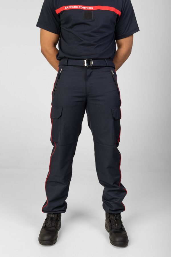 Pantalon TSI AS avec passepoil rouge
